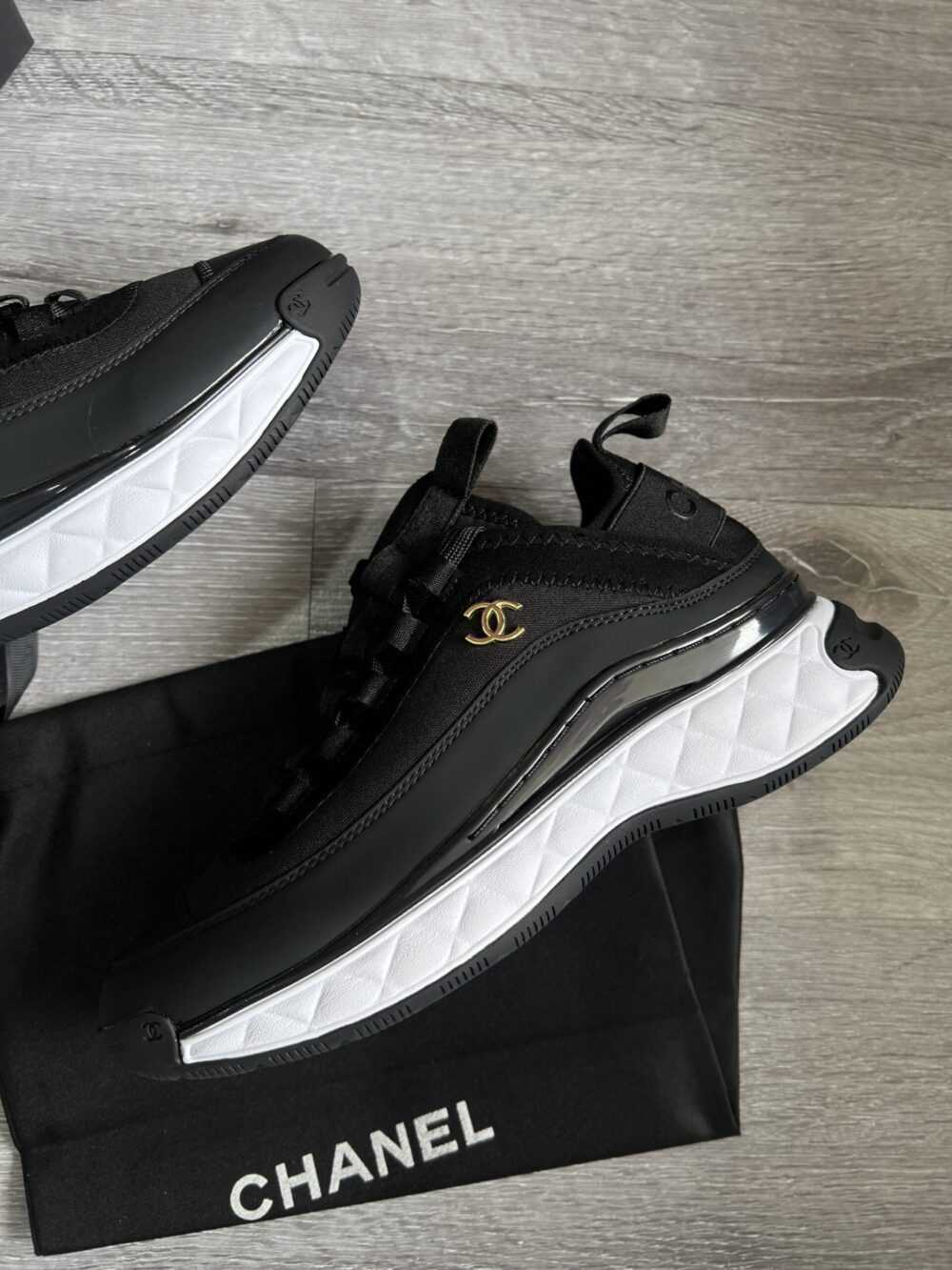 Chanel deportivos - Image 2