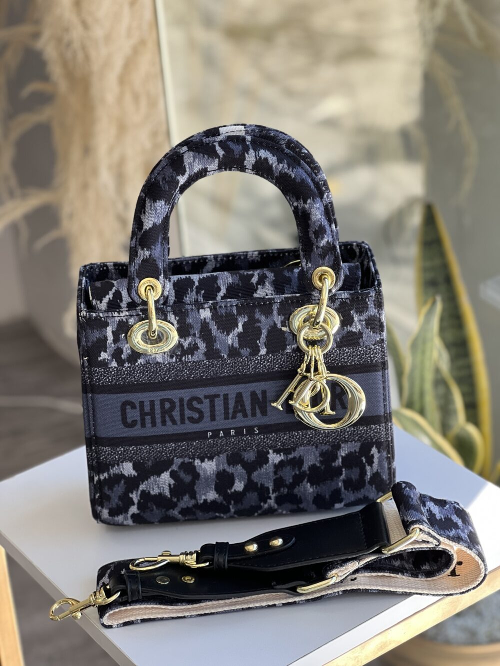 CD ladydior animalprint - Image 3