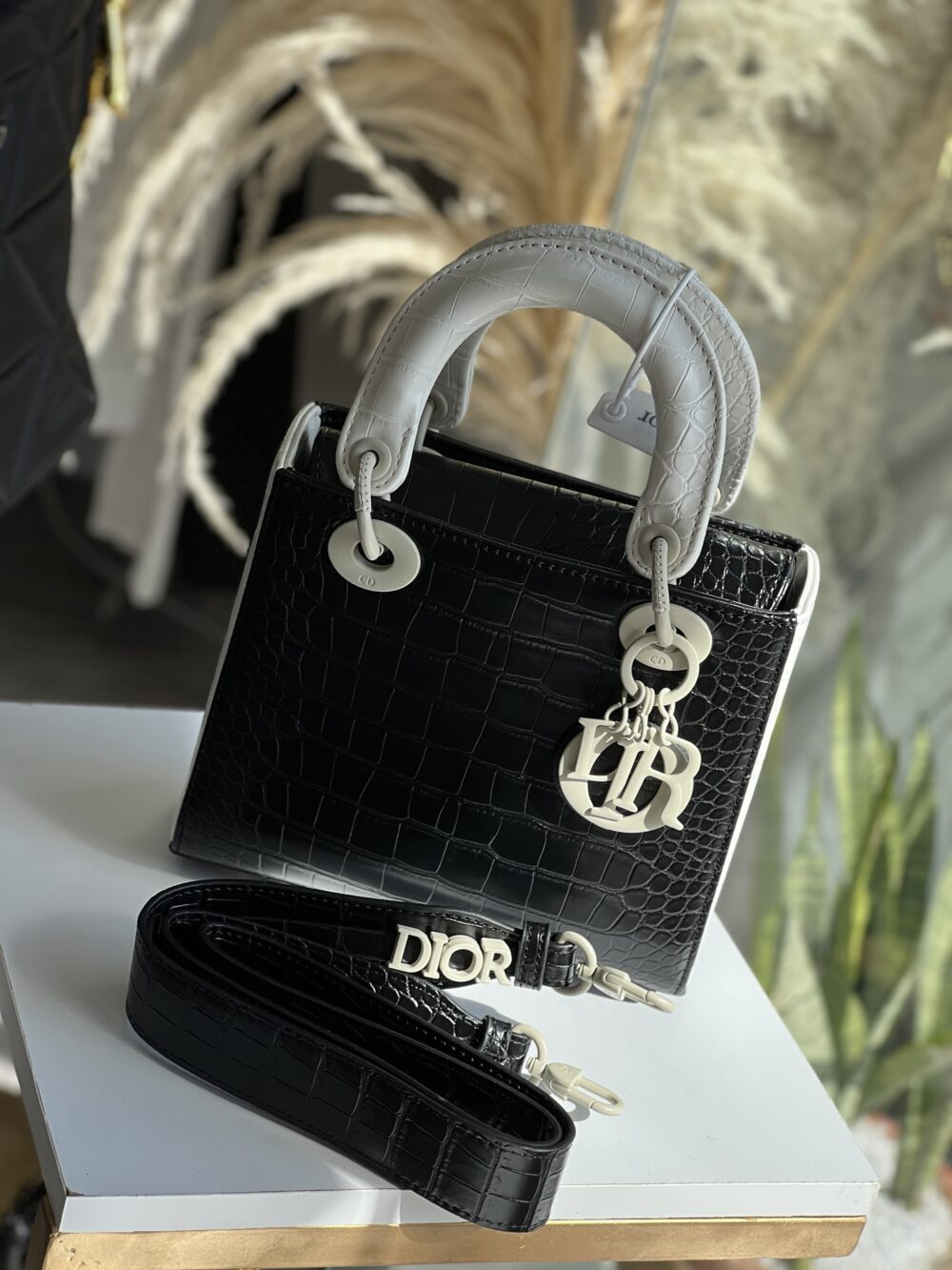 CD ladydior Black/white - Image 2