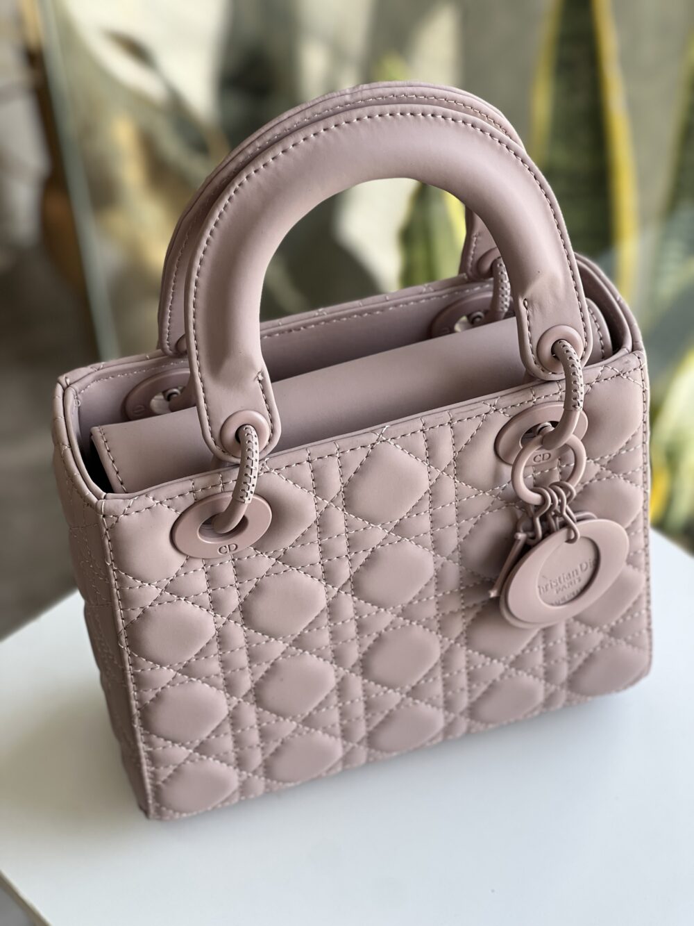CD ladydior Matte - Image 2