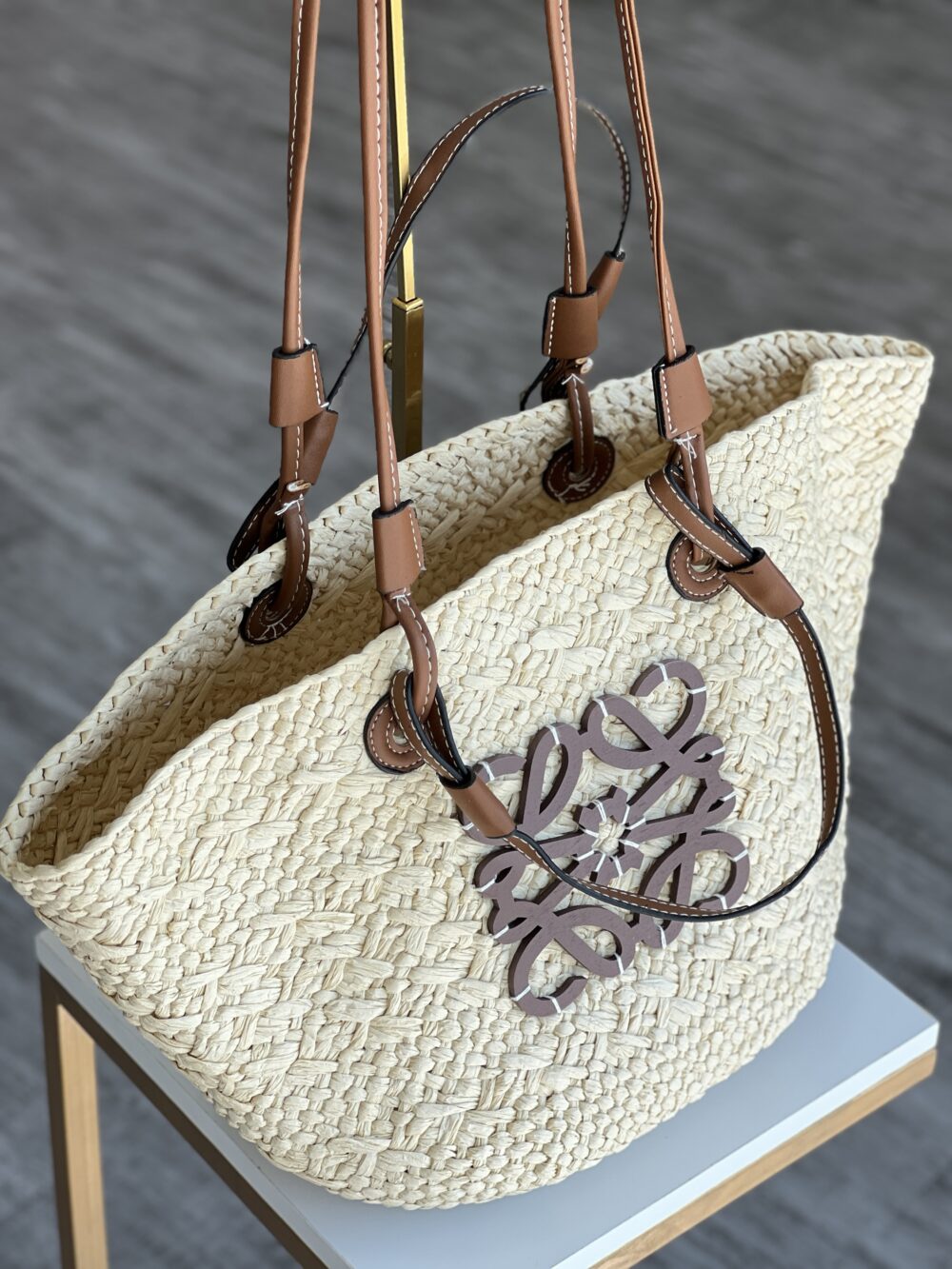 Loewe cesta #1